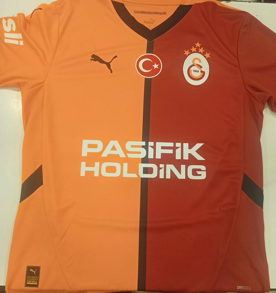 Galatasaray 2024/25 ----- yıldızlı Parçalı Forma
