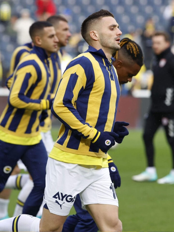 Fenerbahçe Çubuklu Bağcıklı Yaka Trıko Forma
